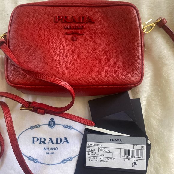 Prada Saffiano Lux Camera Bag - Picture 4 of 5